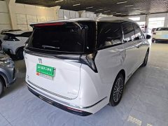 Buick GL8 New Energy Luzun Respect Edition 7-Seater - ფოტო 7