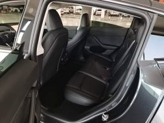Tesla Model Y Rear-Wheel Drive - ფოტო 17