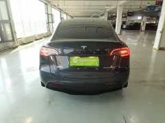 Tesla Model Y Rear-Wheel Drive - ფოტო 6