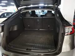 Tesla Model Y Long Range All-Wheel Drive - ფოტო 19