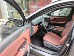 BAIC ARCFOX Alpha T5 Extended Range 1215 Yuan Jing Zhi Xing Version - ფოტო 16