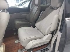 Buick GL8 Land Business Class 652T Luxury - ფოტო 17