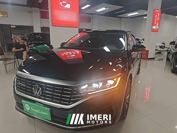 Volkswagen Passat Facelift 330TSI Elite - ავტომობილი ჩინეთიდან