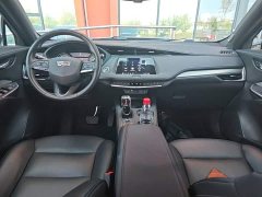 Cadillac XT4 28T FWD Luxury - ფოტო 10