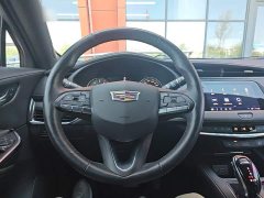 Cadillac XT4 28T FWD Luxury - ფოტო 11