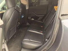 Tesla Model Y Long Range All-Wheel Drive - ფოტო 17