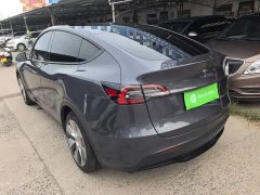 Tesla Model Y Long Range All-Wheel Drive - ფოტო 5
