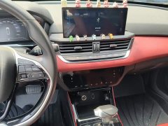 Dongfeng Qoros Yixuan 2021 230T Automatic Knight Hunter Edition - ფოტო 13
