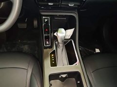 SAIC Roewe i5 1.5L CVT Executive Edition - ფოტო 14