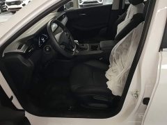 SAIC Roewe i5 1.5L CVT Executive Edition - ფოტო 15