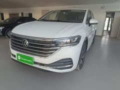 Volkswagen Viloran Facelift 330TSI Luxury - ფოტო 1