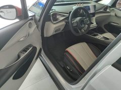 BYD Dolphin 405km Fashion Edition - ფოტო 16