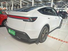 Tesla Model Y Rear-Wheel Drive - ფოტო 7