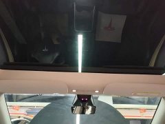 Tesla Model Y Rear-Wheel Drive - ფოტო 18