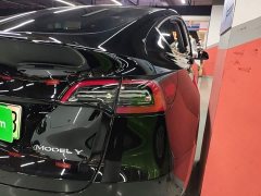 Tesla Model Y Rear-Wheel Drive - ფოტო 8