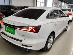 SAIC MG i5 2023 1.5L Manual Comfort Edition - ფოტო 7