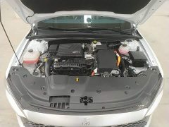 BYD Qin PLUS 2024 Glory Edition DM-i 55KM Leading - ფოტო 16