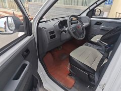 Wuling Yangguang 2024 300km Comfort Enclosed Window Version 60kW - ფოტო 16
