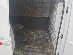 Wuling Yangguang 2024 300km Comfort Enclosed Window Version 60kW - ფოტო 17