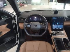 NIO ES8 2020 415KM Six-Seater - ფოტო 11