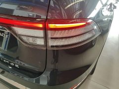 Lincoln Flying Spur 2022 3.0T V6 4WD Executive Edition - ფოტო 8
