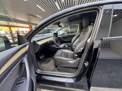 Tesla Model Y Rear-Wheel Drive - ფოტო 11