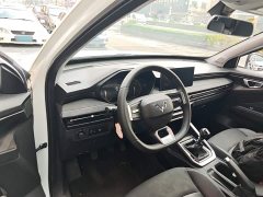 Wuling Xingchi 2022 1.5L Manual Freedom Edition - ფოტო 10