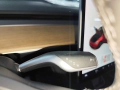 Tesla Model Y Long Range All-Wheel Drive - ფოტო 14