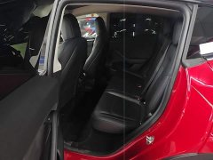 Tesla Model Y Long Range All-Wheel Drive - ფოტო 17