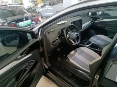 Volkswagen ID.4 CROZZ Pure Enjoyment Limited Edition - ფოტო 16