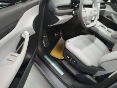 NIO ES8 75kWh - ფოტო 16