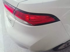 Toyota Corolla 1.8L CVT Luxury - ფოტო 8