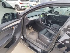 Tesla Model Y Rear-Wheel Drive - ფოტო 16