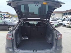 Tesla Model Y Rear-Wheel Drive - ფოტო 19