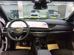 Cadillac XT4 28T FWD Luxury - ფოტო 10