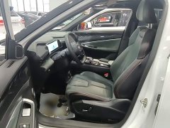 Geely Boyue 2024 1.5TD Smart Connected Plus - ფოტო 15