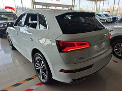 Audi Q5L 2020 Facelift 40 TFSI Prestige Fashion Edition - ფოტო 5