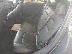 Tesla Model Y Rear-Wheel Drive - ფოტო 17