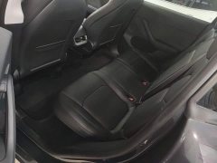 Tesla Model Y Rear-Wheel Drive - ფოტო 17