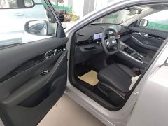 Geely Galaxy E5 530km Qihang Edition - ფოტო 16