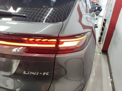 Changan UNI-K 2.0T Two-Wheel Drive Deluxe - ფოტო 8