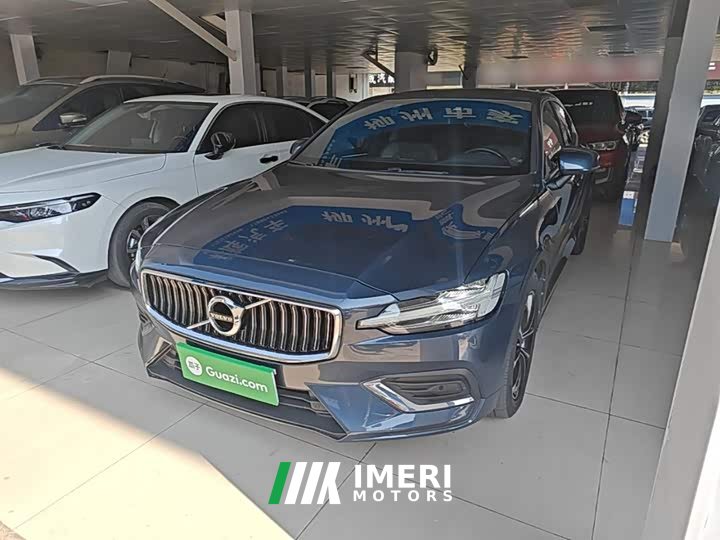 Volvo S60 B4 Smart Luxury Edition - ავტომობილი ჩინეთიდან