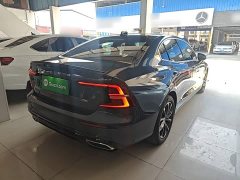Volvo S60 B4 Smart Luxury Edition - ფოტო 7