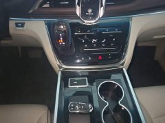 Buick GL8 Land Business Class 652T Luxury - ფოტო 14
