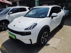 Lynk & Co Geely Lynk & Co 06 Remix 1.5T Sport Pro - ფოტო 1