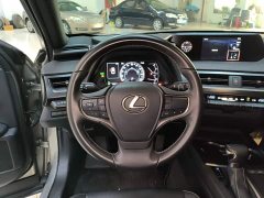 Lexus UX 2020 260h Explore Cool Edition - ფოტო 11