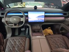 NIO ES8 2026 Six-Seat Executive Luxury Edition - ფოტო 10