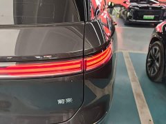 NIO ES8 2026 Six-Seat Executive Luxury Edition - ფოტო 8
