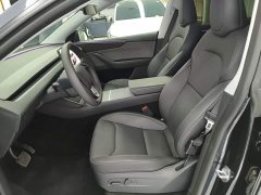 Tesla Model Y Rear-Wheel Drive - ფოტო 15