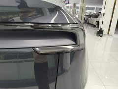 Tesla Model Y Rear-Wheel Drive - ფოტო 8